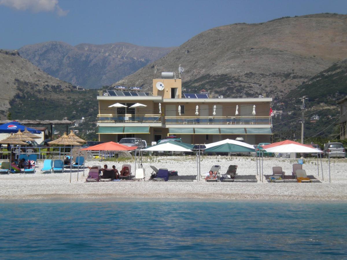 Vila Hadhri Borsh Exterior photo